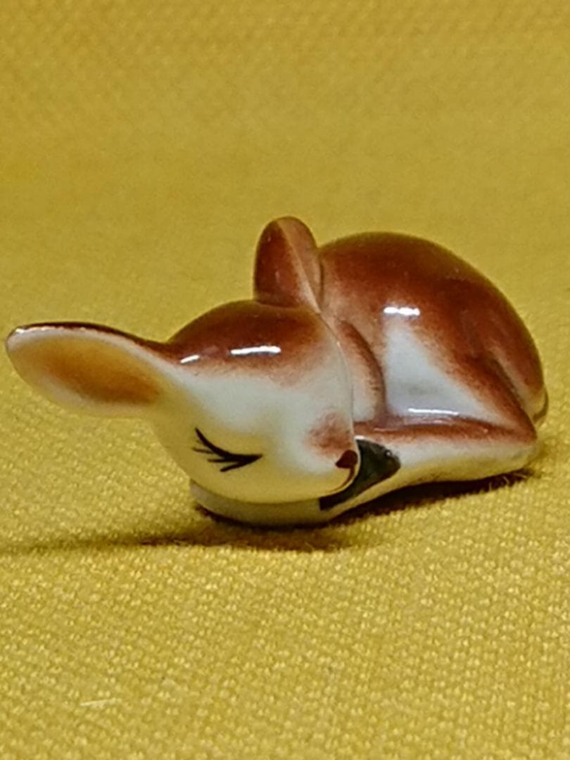 シカ　鹿　子鹿　陶器　オブジェ　置物　インテリア　工芸品　美術品　A2784