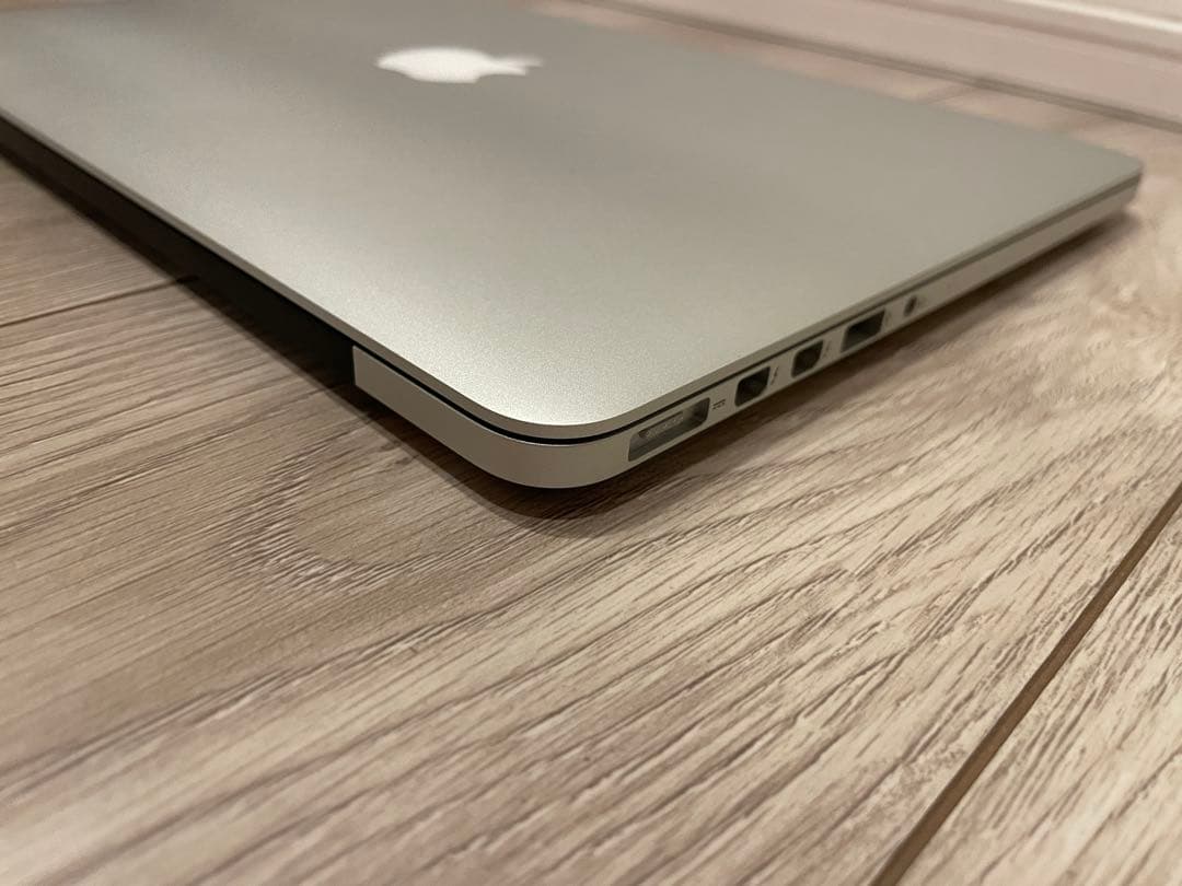 (極美品)MacBook Pro Early 2015 充電回数45回