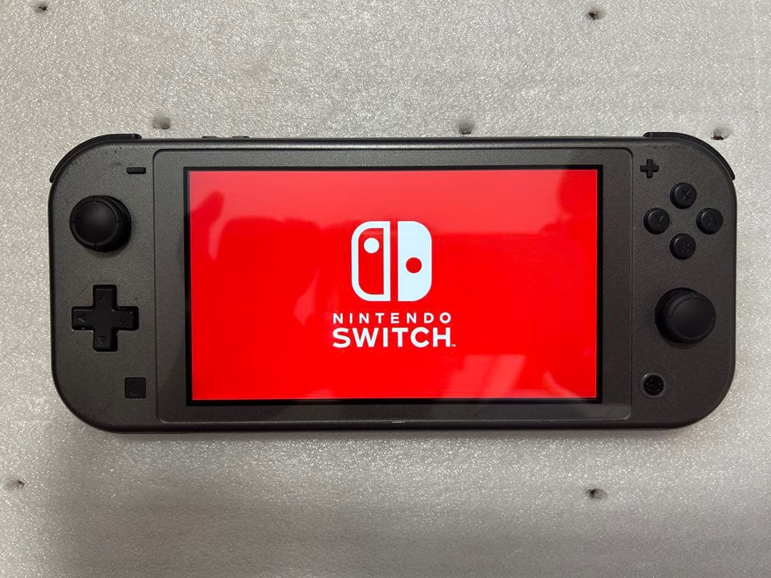 任天堂　Switch Lite ニンテンドー スイッチ ライト