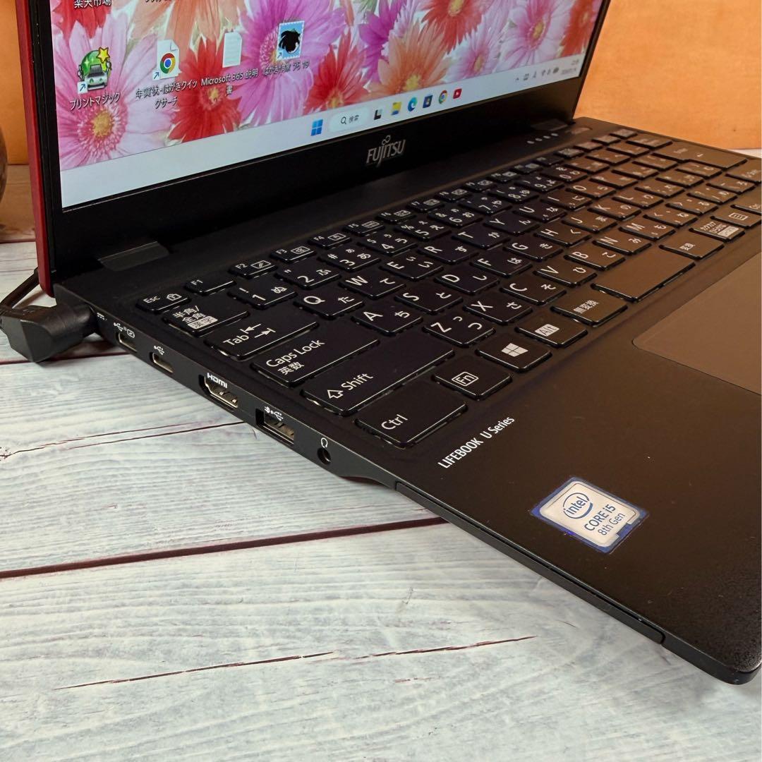 売れてます❣️薄型コンパクトノートPC❣️第8世代Corei5☘️フルHD☘️SSD