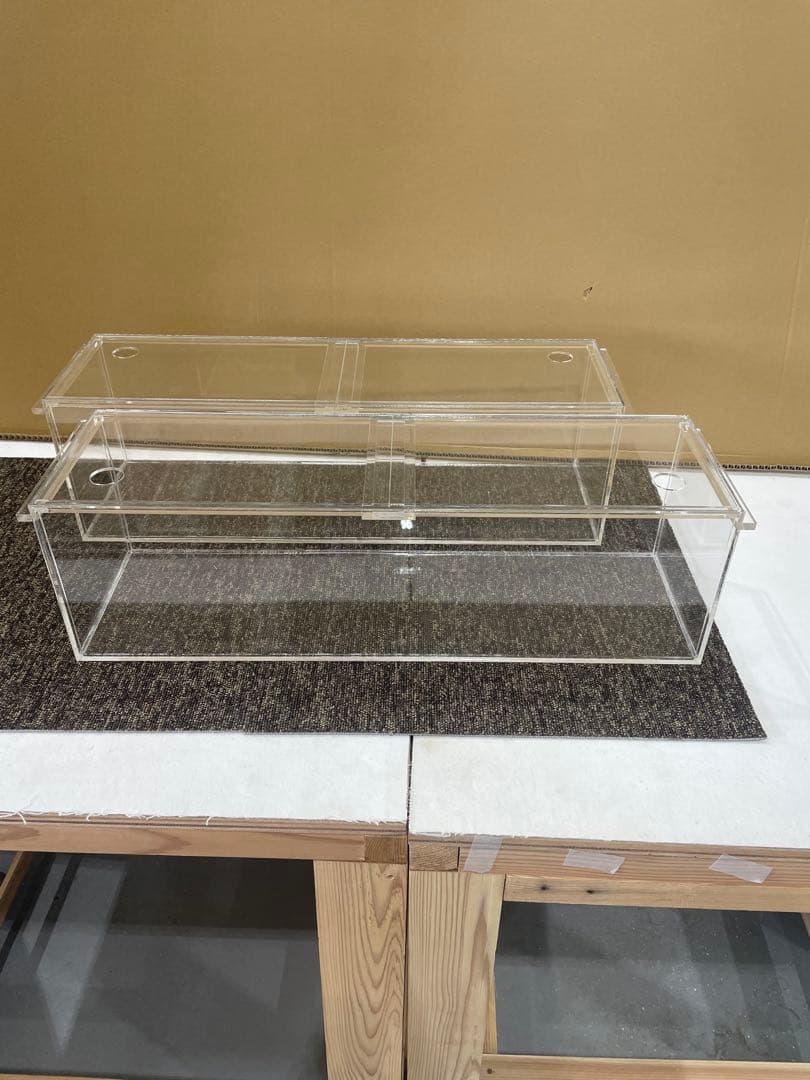 アクリル水槽3mm、２台セット、w650.d190.h190蓋付き。