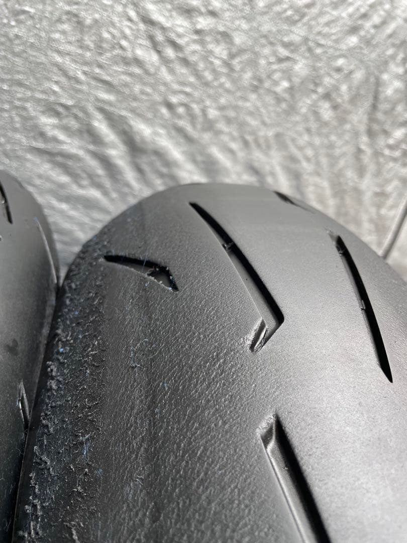 バリ溝！ピレリーディアブロロッソⅣ 前後セット