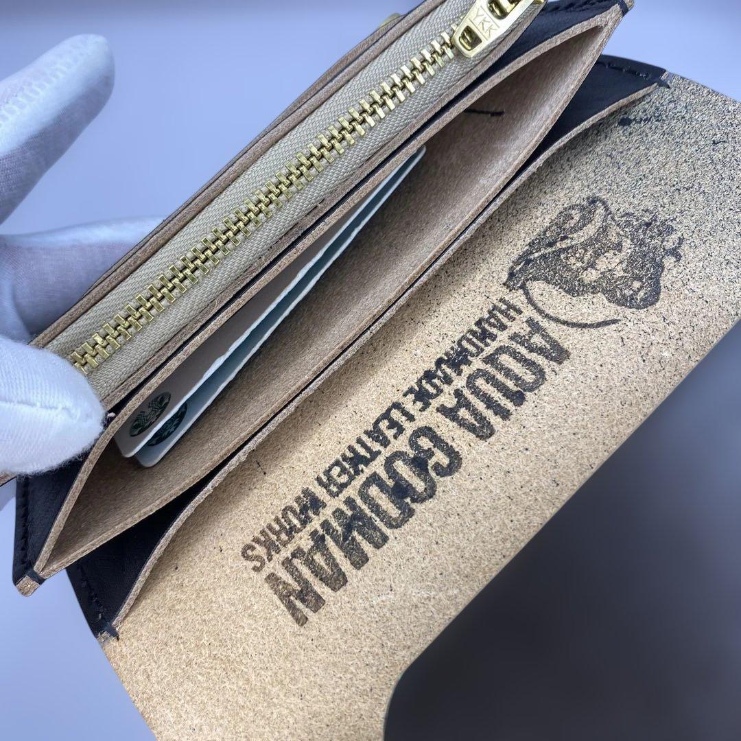 【無骨×上質】3層 丘染めブラック／ミドルトラッカーウォレットMTW