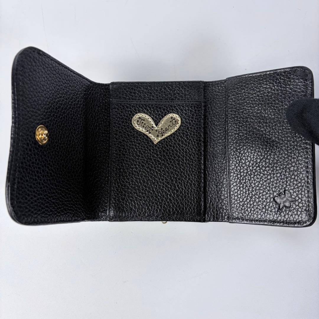 【未使用級】　Think BeeシンクビーPUNCHパンチがま口三折財布ハート