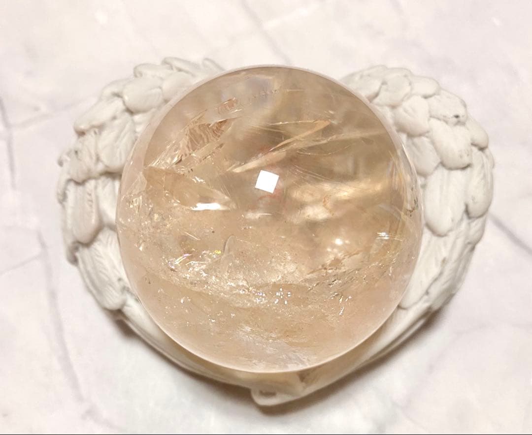 ピンククォーツ（ピンクアゼツライト）スフィア 台座付き