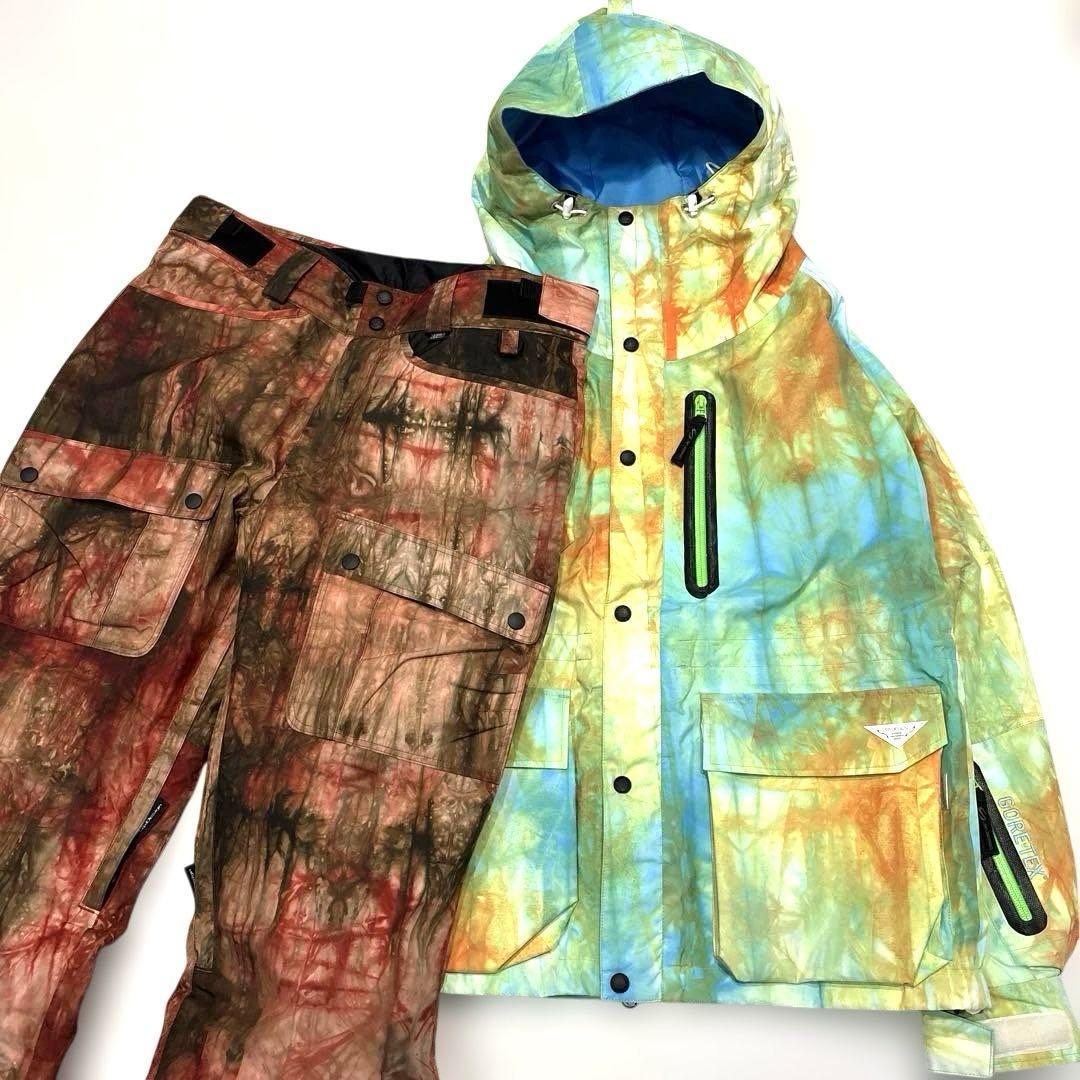 【美品/メンズM /ゴアテックス】SP Design スノボーウェア　上下　総柄