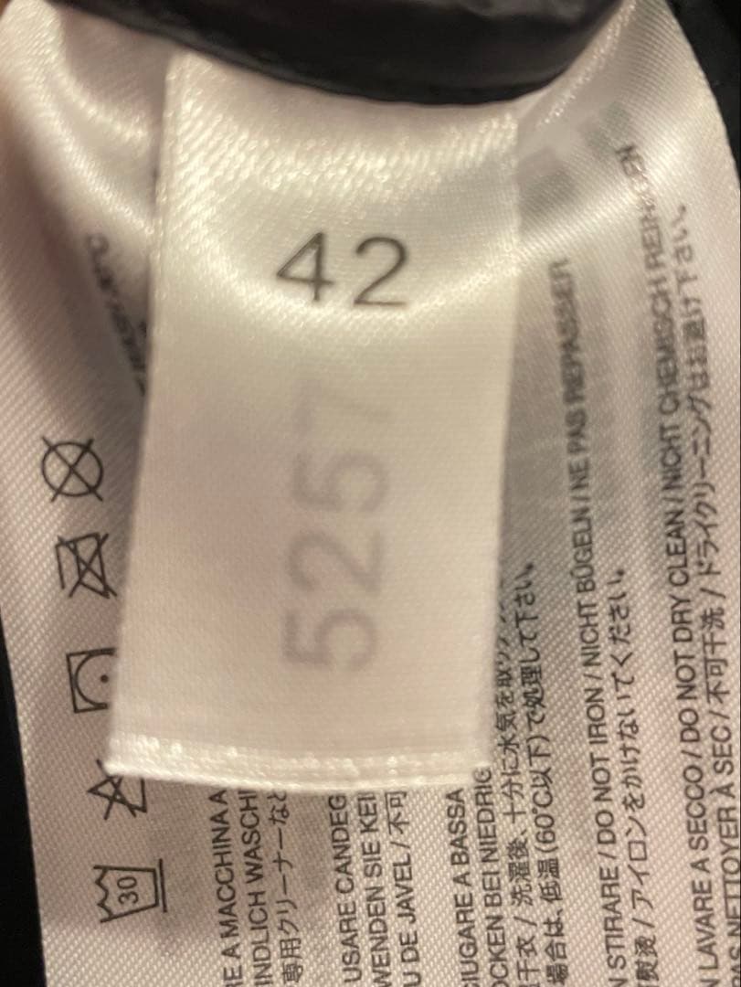 【送料込、新品タグ付き】ケープホーン サンタクルス ブラックダウン 42