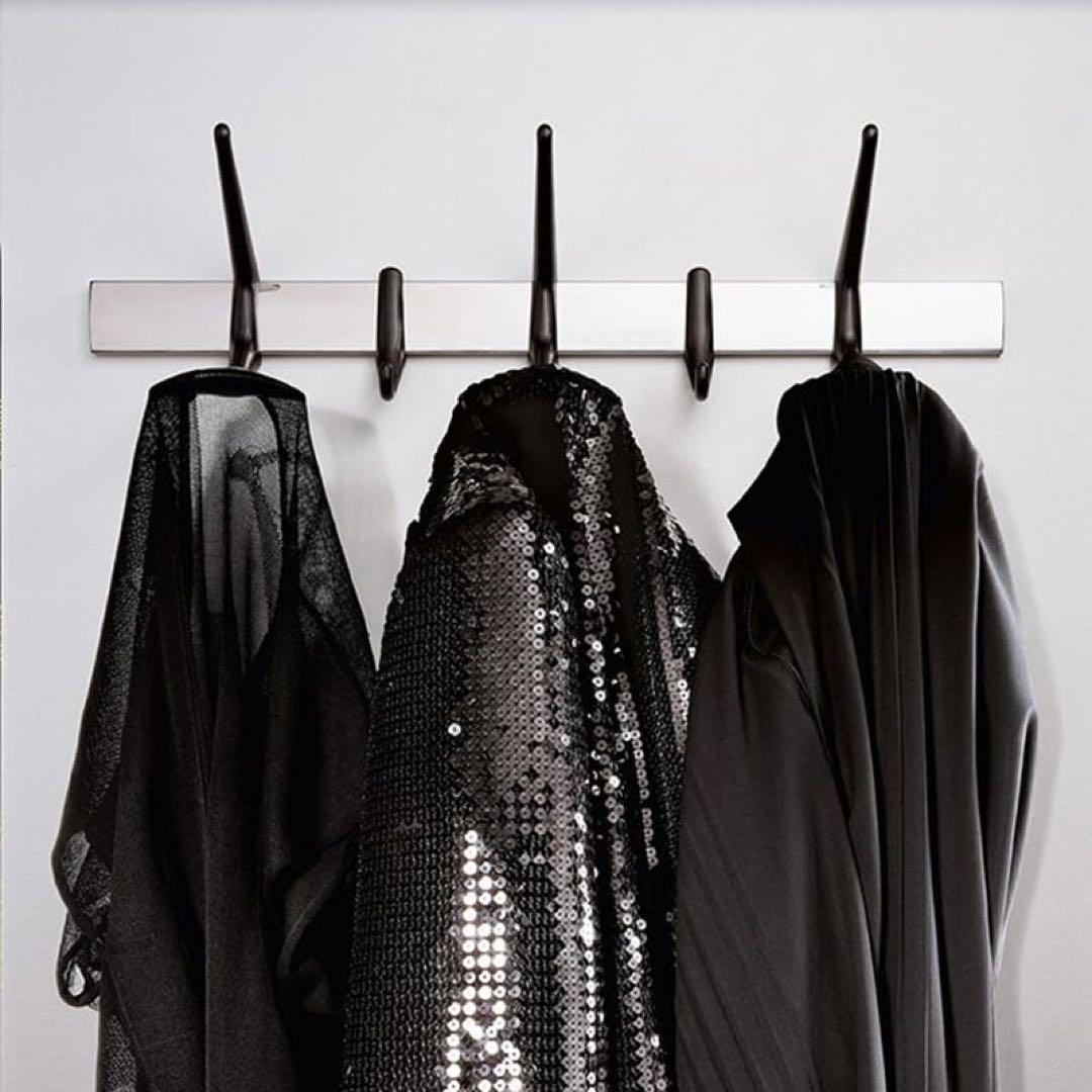 カルテル ブラック　黒　モダン　ハンガーラック コートラック　ミッドセンチュリー
