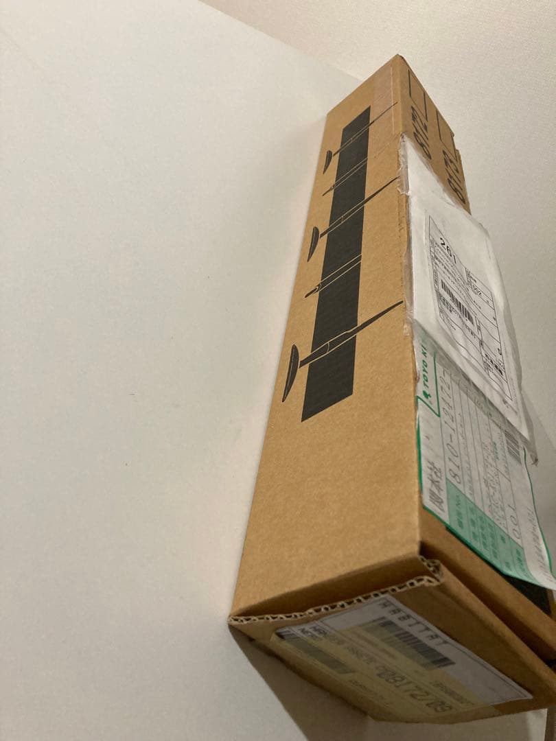 カルテル ブラック　黒　モダン　ハンガーラック コートラック　ミッドセンチュリー