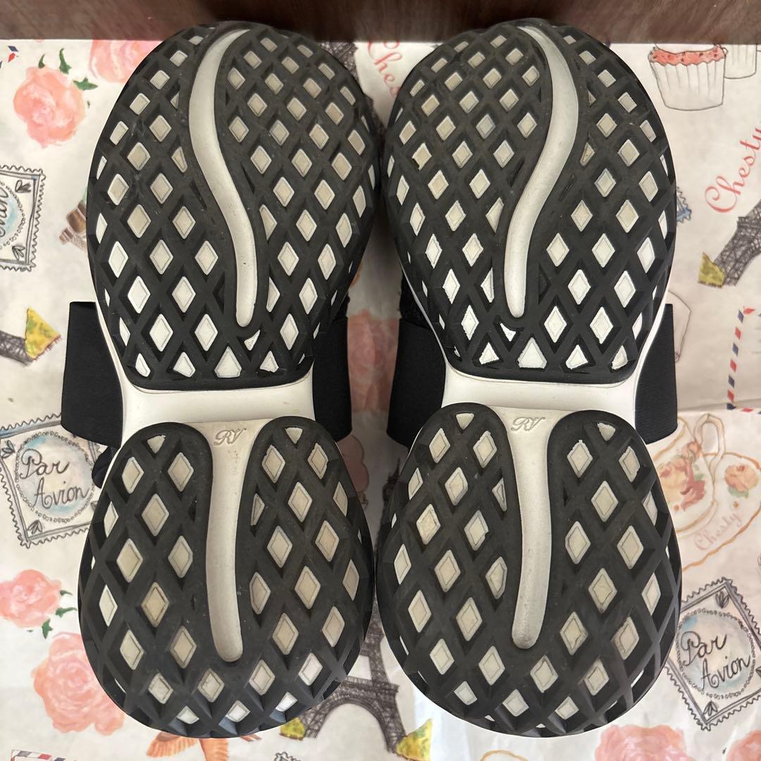 正規品♡ロジェヴィヴィエ　スニーカー　ビジュー付きブラックスニーカー　37