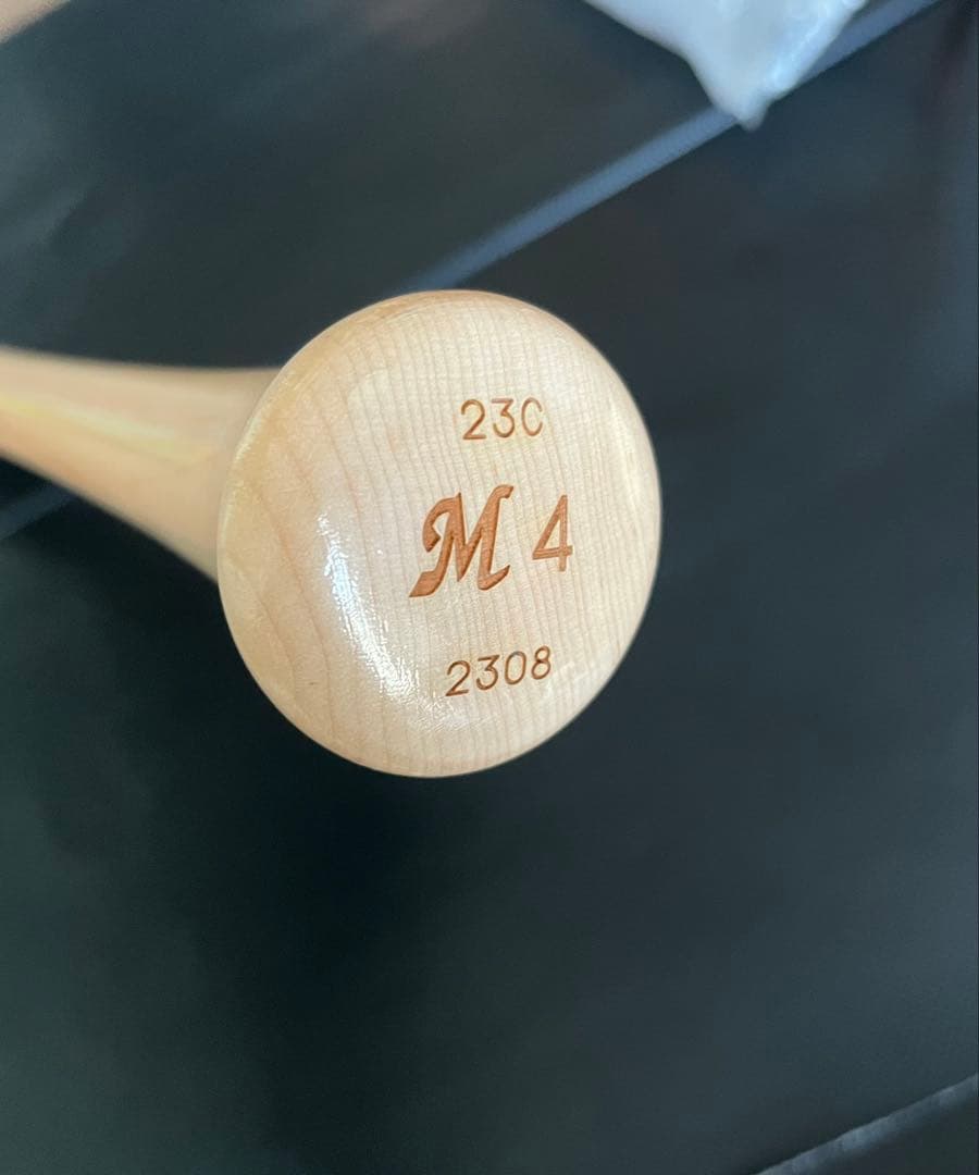 千葉ロッテマリーンズ　藤岡裕大 #4　バット NPBマーク 支給品　実使用