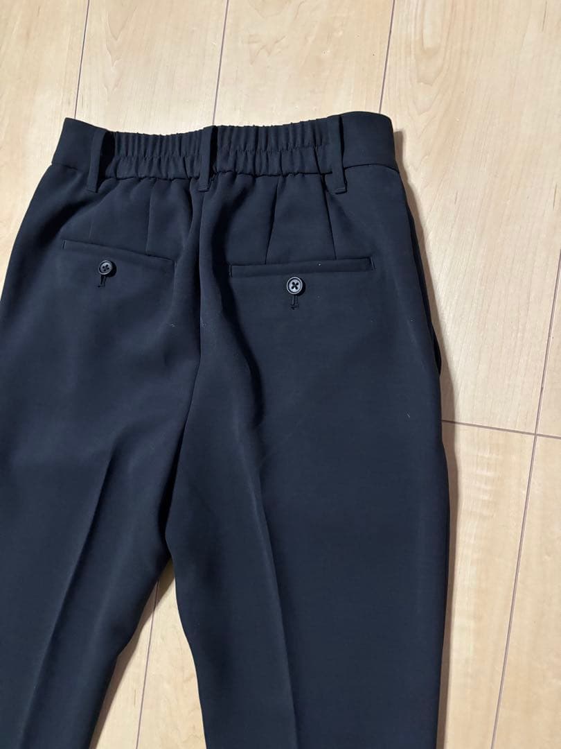 J プラステ　2WAYストレッチカラーレスジャケット・テーパードパンツ