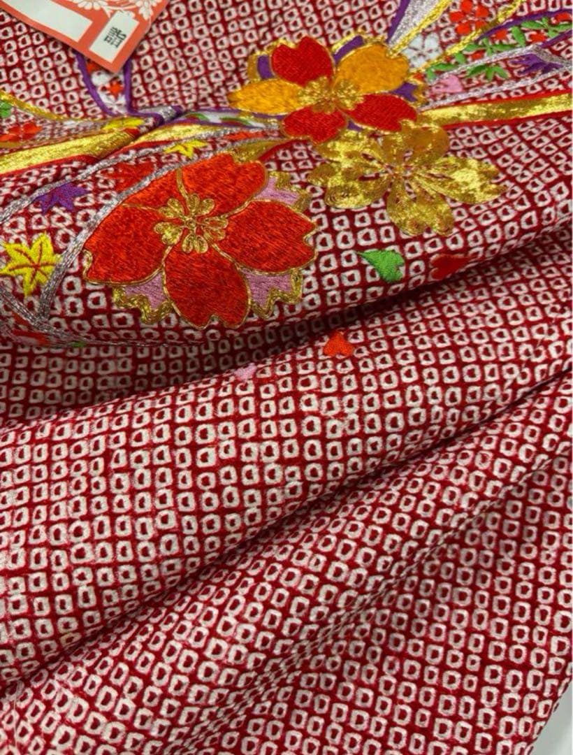 七五三　7歳女の子　正絹　豪華絞り　刺繍　高級本仕立　2点セット　熨斗目　桜