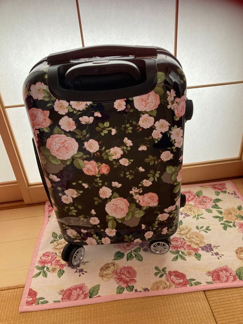 さつぽん プロフお読みください ピンクハウス ♡ スーツケース