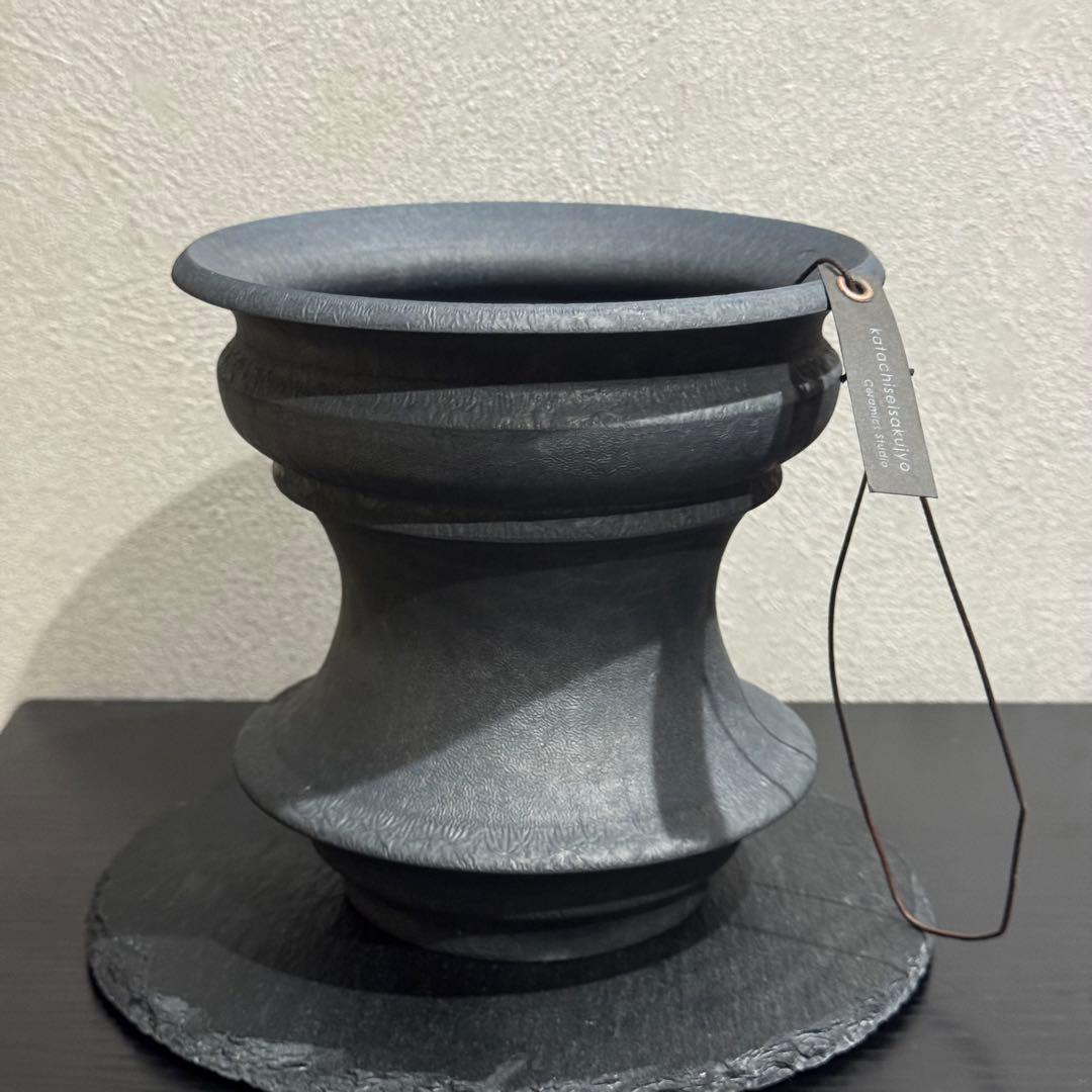 カタチ製作所　レザー　鉢