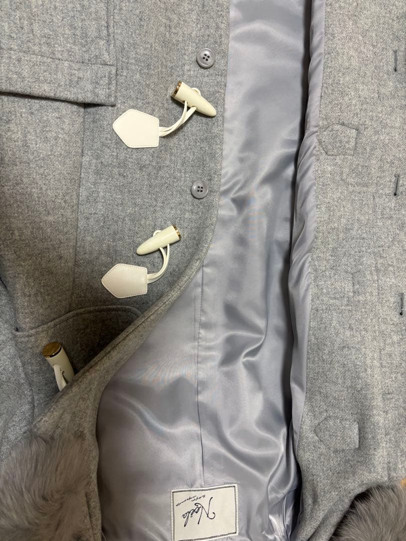 ノエラ　noela＊ライトグレー＊ダッフルコート＊ウールコート＊ファー付き（M）