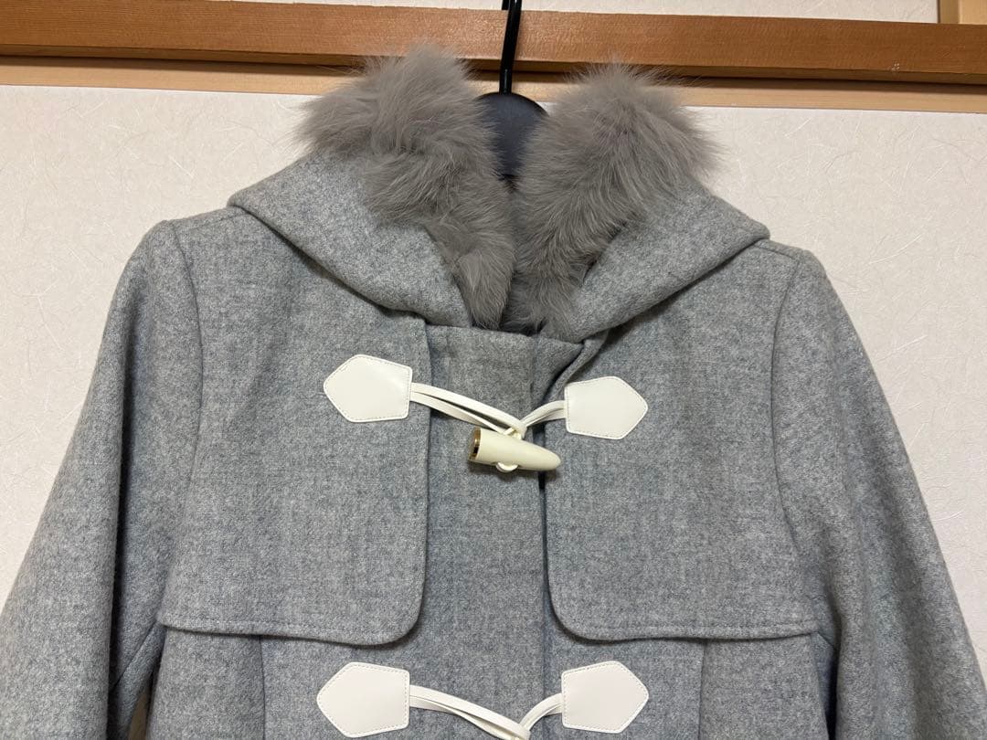 ノエラ　noela＊ライトグレー＊ダッフルコート＊ウールコート＊ファー付き（M）
