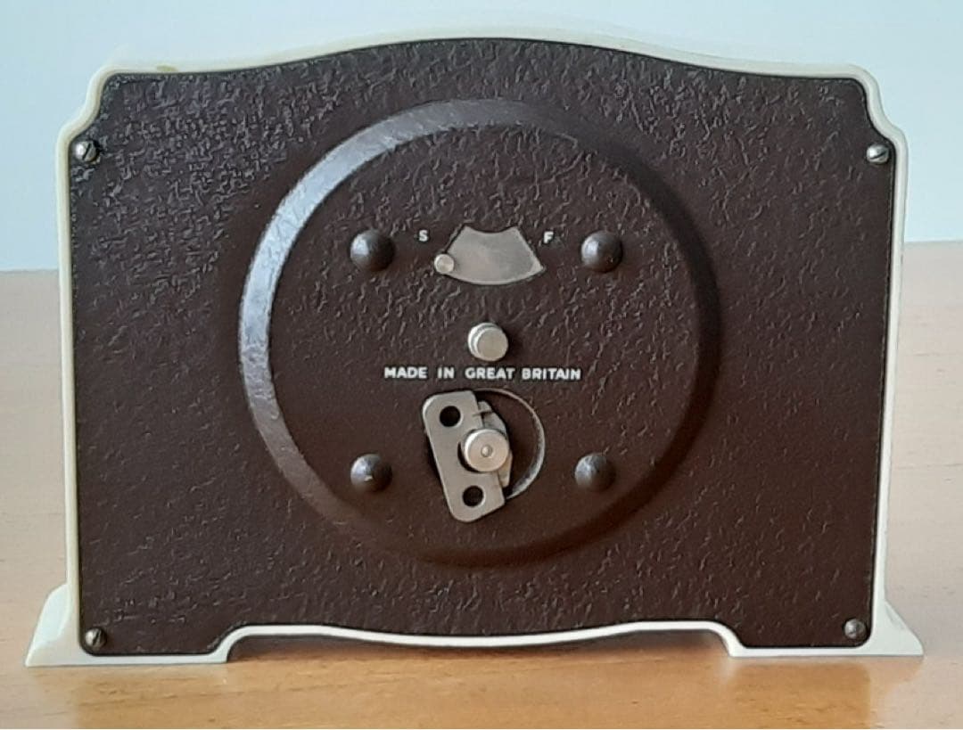 英国SMITHS（スミス社） エリザベス女王（1953年） 戴冠式記念 置時計