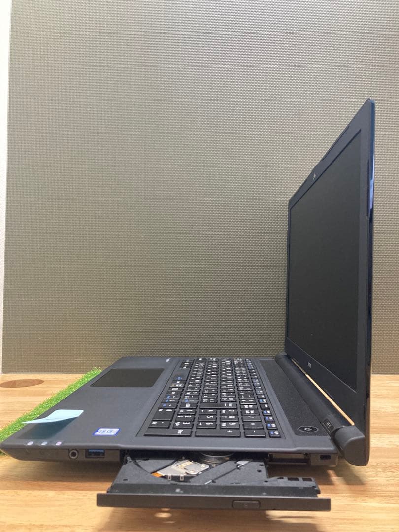中古ノートパソコン　15.6インチ　NEC製　〔No.4〕