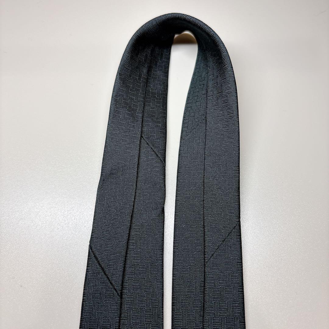 希少 HERMES ドラゴン ネクタイ 黒 H柄 ソリッド 龍 縁起物