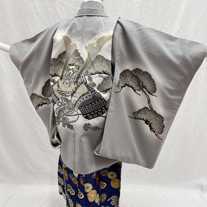 601ab51◎七五三 五歳 男児 着物&羽織&袴&角帯&長襦袢 兜 淡グレー◎