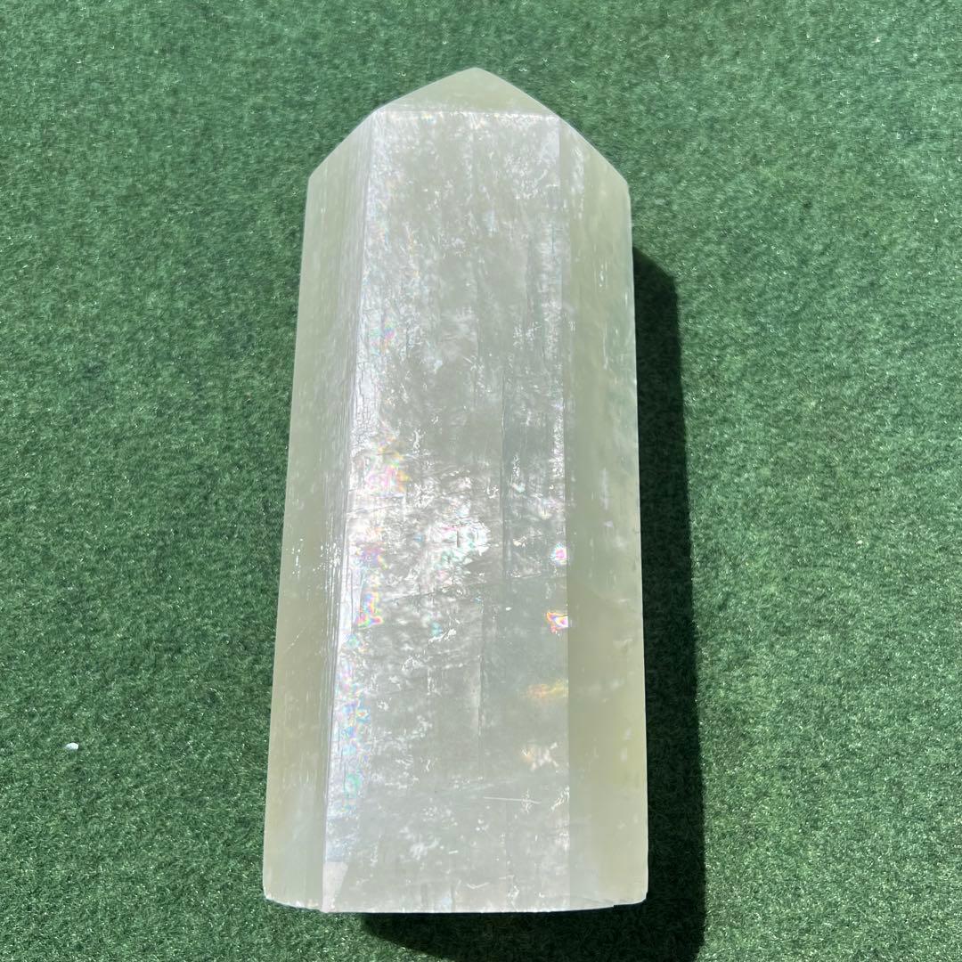 特大！ ほんのりグリーン カルサイト 六角柱 ポイント 天然石 パワーストーン