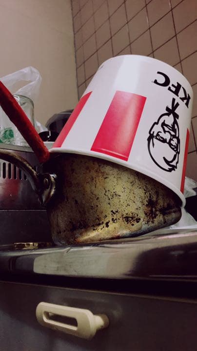 カーネル　鍋蓋