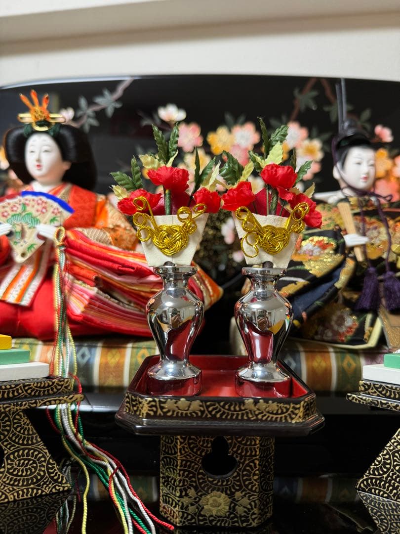 【雛人形・ひな祭り】人形の島津/20年保証の匠の逸品/美品《飾り台・屏風・小物》
