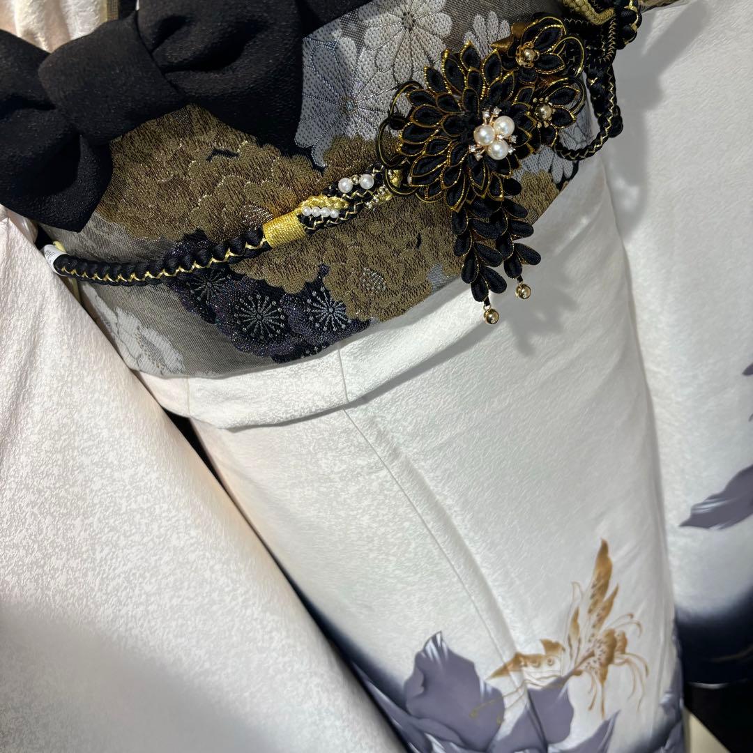 美品　白地　大柄　染分け　金彩　逸品　振袖　フルセット 振り袖