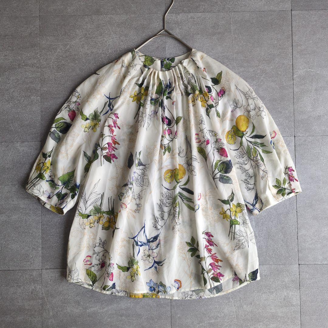 24ss トゥモローランド パピヨンフラワープリント パフスリーブ ブラウス