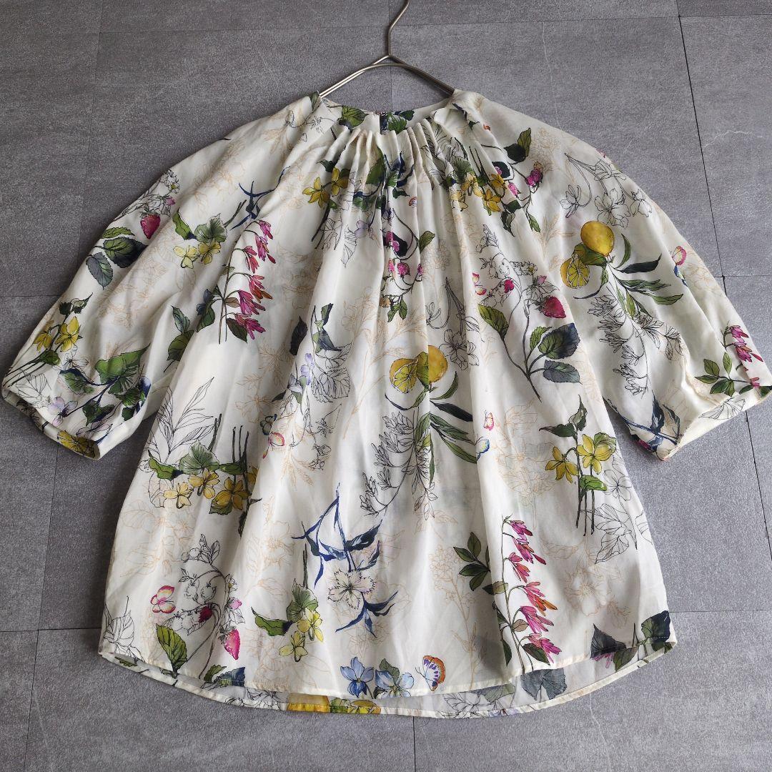 24ss トゥモローランド パピヨンフラワープリント パフスリーブ ブラウス