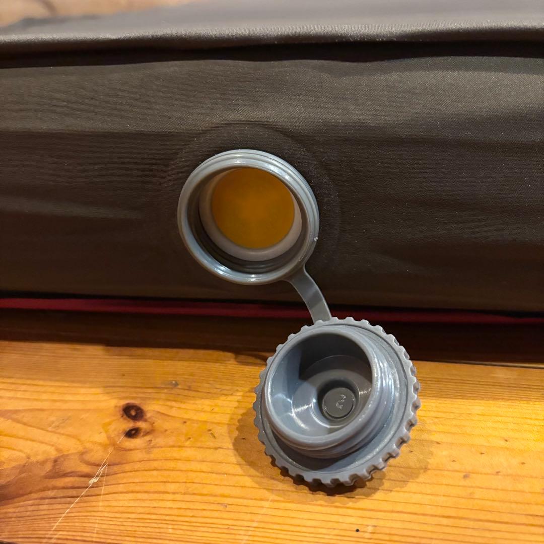 【美品】Coleman MASTER SERIES インフレーターマット