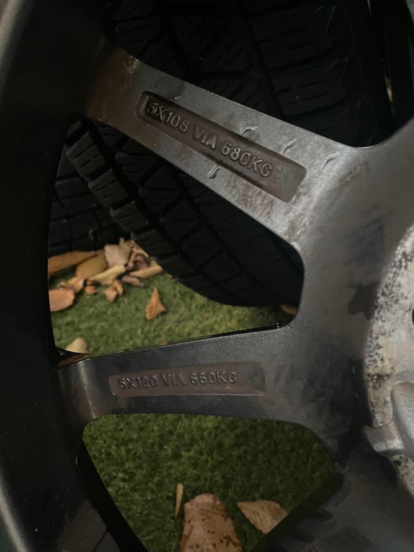 ART スタッドレスタイヤ 225/55R17ダークシルバー