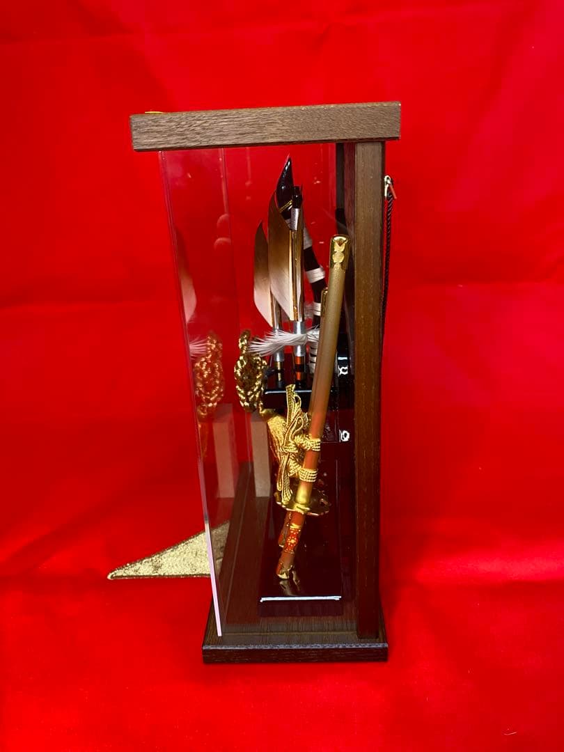 幹山作　壁掛け　破魔弓　焼桐アクリルケース・間口約１８×奥行約9,5×高約２６㎝