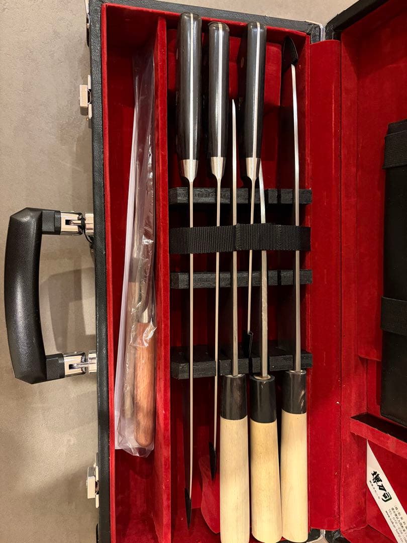 かず⭐︎服部栄養専門学校包丁セット　包丁　持ち運びケース付き（大、小）