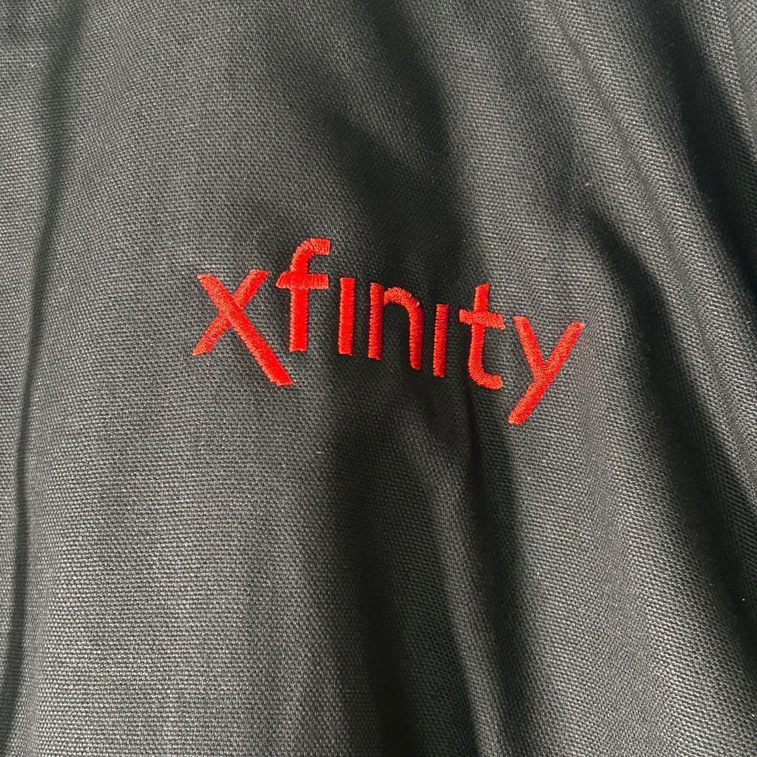 激渋 ダック アクティブ ジャケット パーカー 黒 刺繍 USA企業 ロゴ 美品