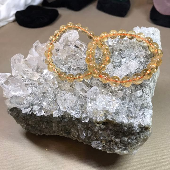 マニハール産水晶　1763グラム