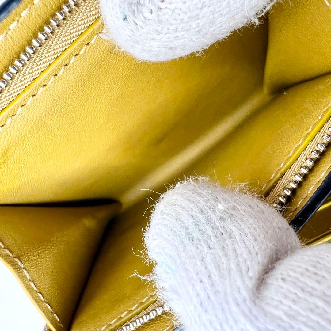 未使用級✨ロエベ 二つ折り財布 アナグラム コンパクト フラップウォレット