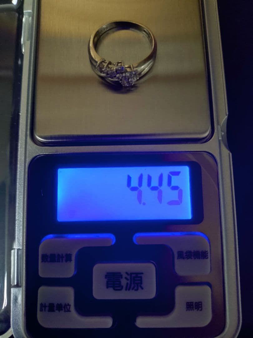 ptダイヤモンドリング保証書付き