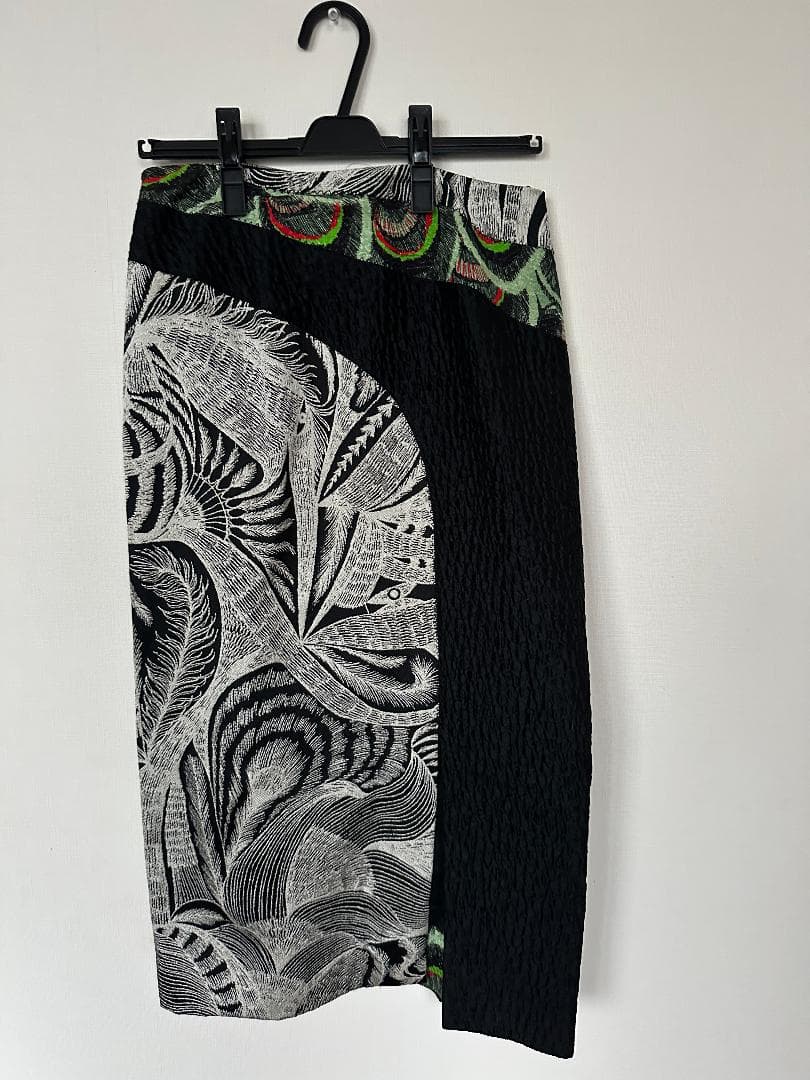 DRIES VAN NOTEN（ドリスヴァンノッテン）／スカート