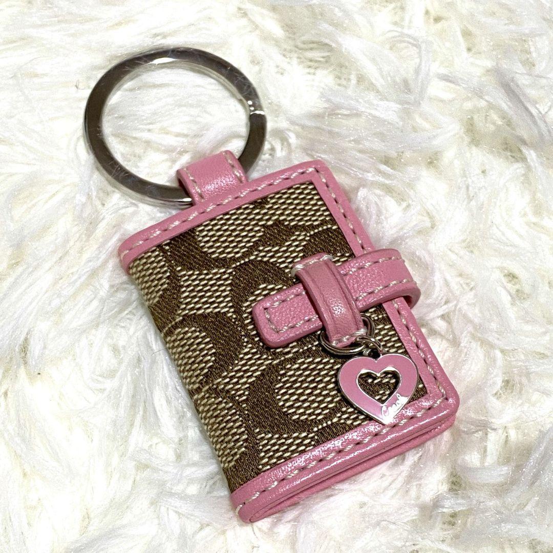 ●未使用級●　COACH　シグネチャー　手帳型　ミニフォトフレーム　キーホルダー