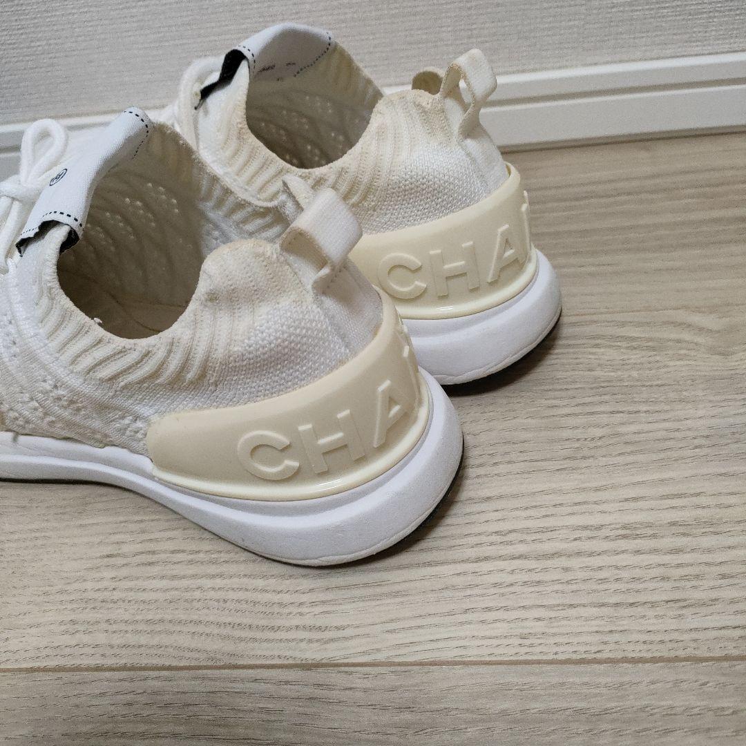 シャネル　スニーカー　CHANEL 39