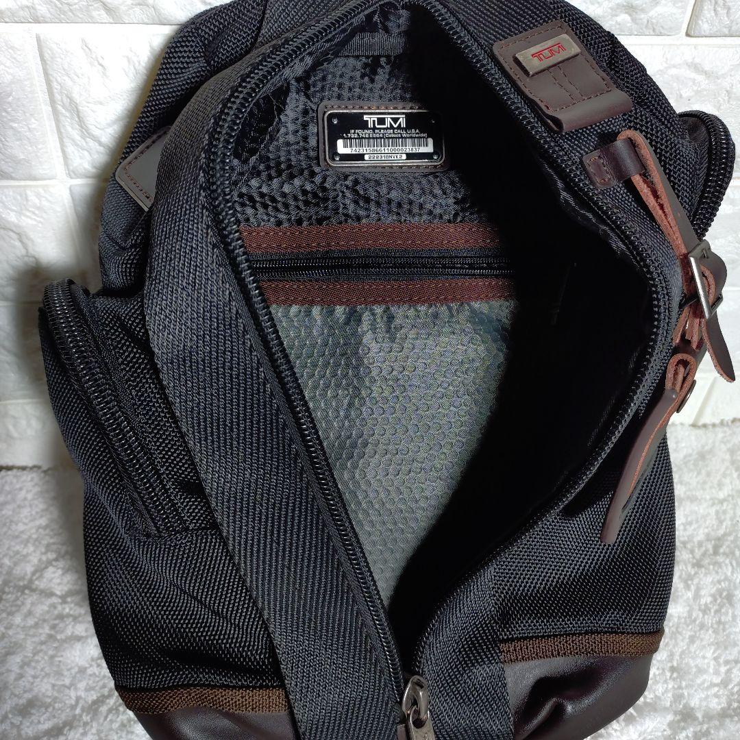 TUMI トゥミ モントレースリング ボディーバッグ ブラック