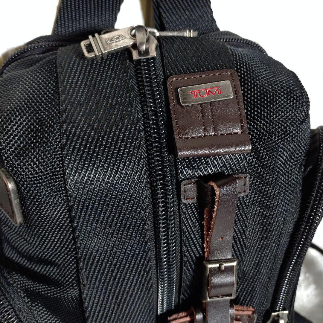 TUMI トゥミ モントレースリング ボディーバッグ ブラック