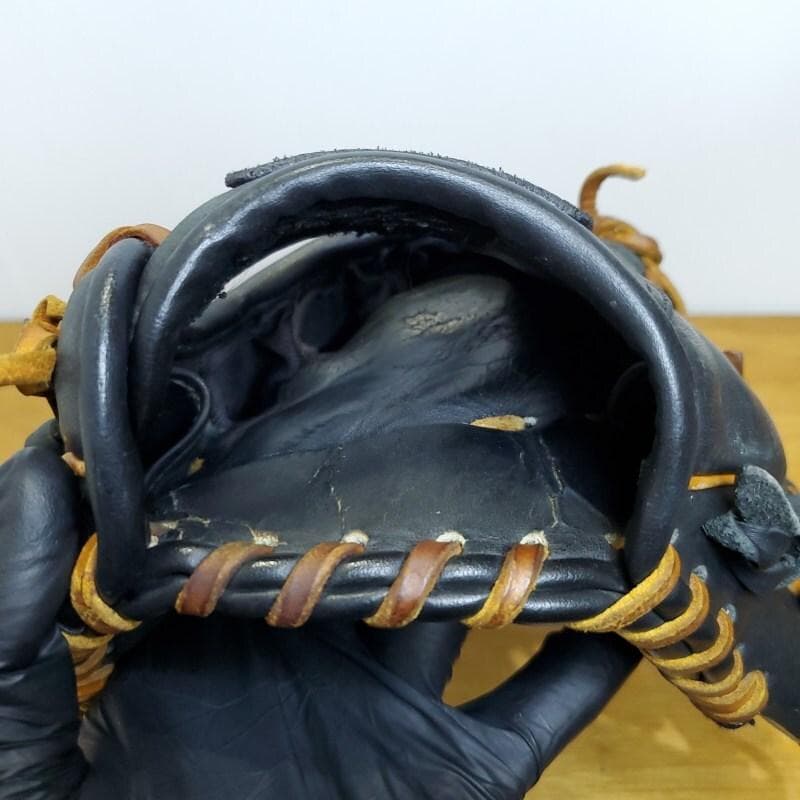 ミズノ 松井秀喜モデル ゴジラ型ウェブ Mラベル 児童用 外野用 軟式グローブ