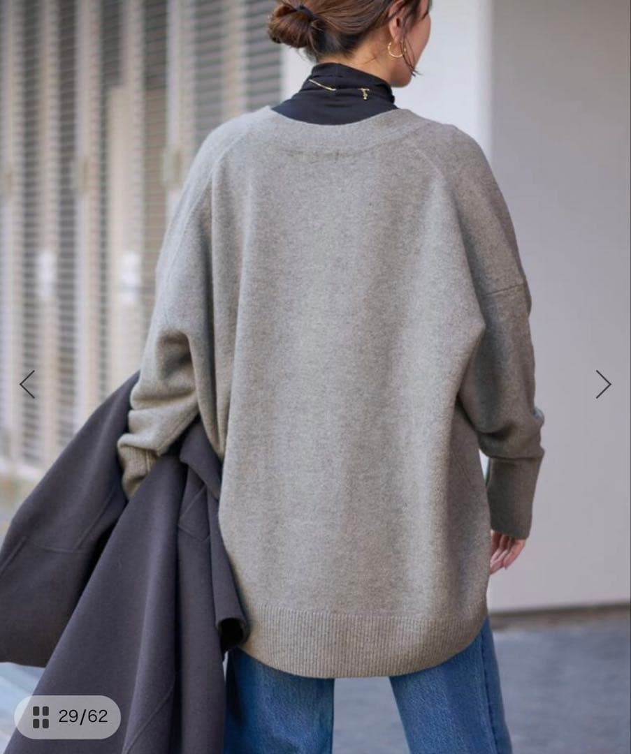 【未使用】MUSIC DEEP V ルーズプルオーバー