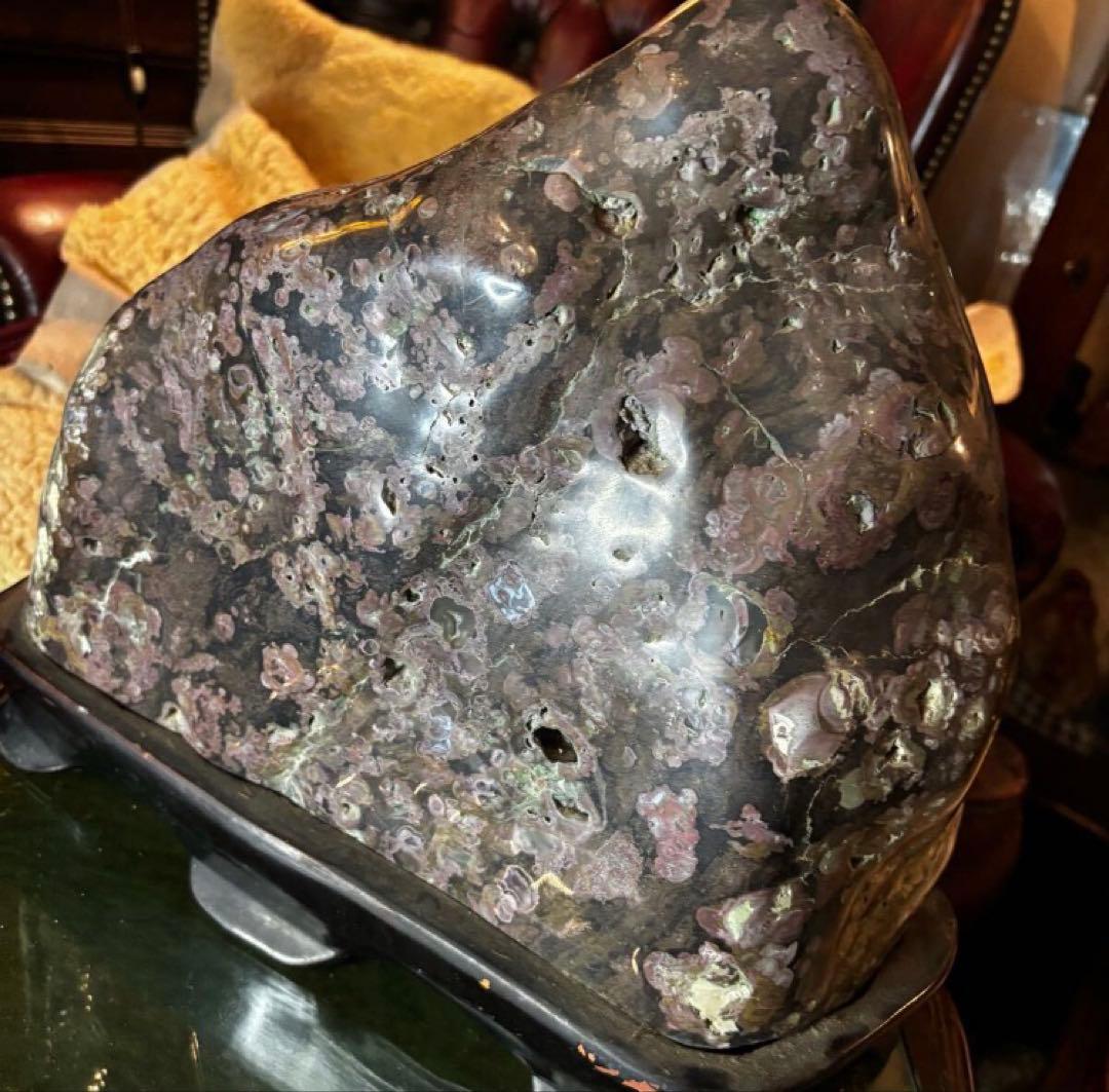 湯布院アンティーク 希少 梅花石　牡丹石　遠山型鑑賞石 水石 自然石 木製台座付