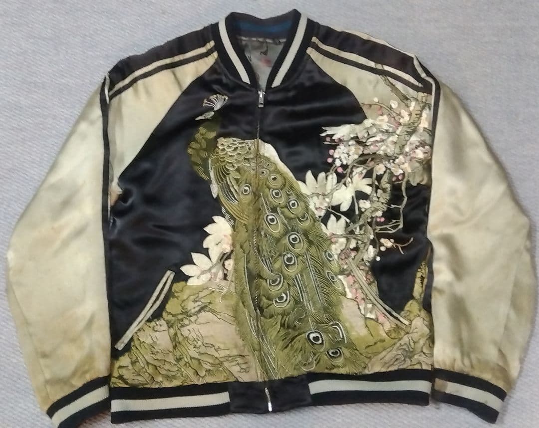 花旅楽団スクリプト リバーシブルスカジャン 白孔雀柄 レーヨン製 sizeM