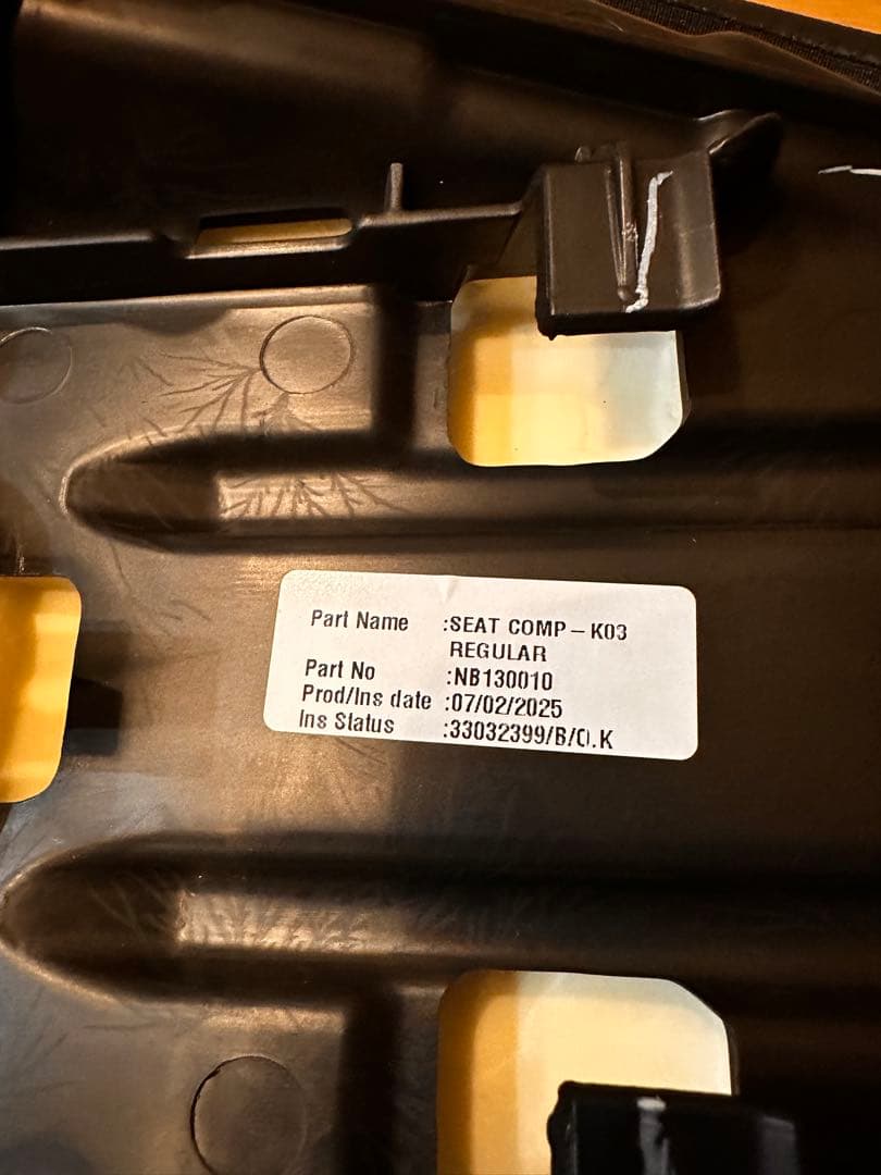 2025年製　 G310R G310GS レギュラーシート　未使用品