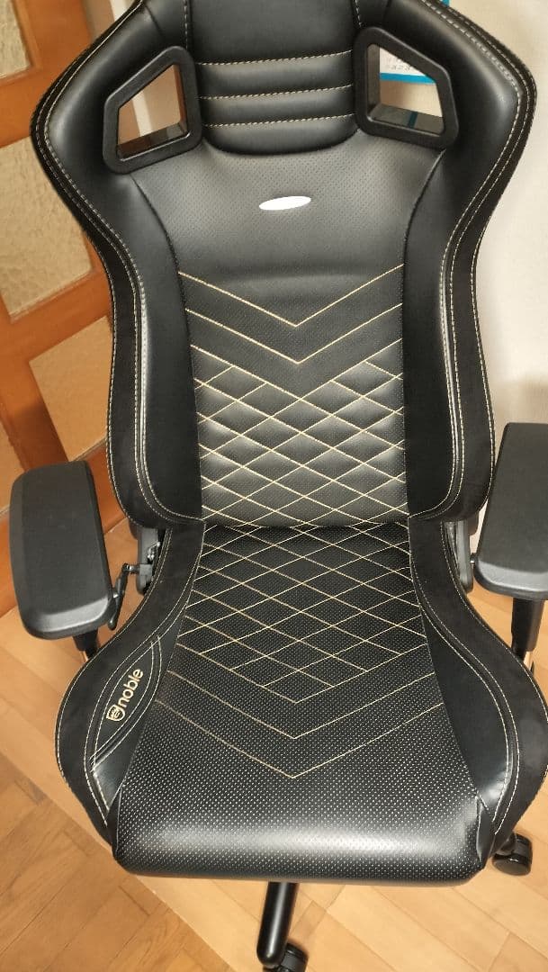 noblechairs EPIC gold【送料込/直接引渡:東京】